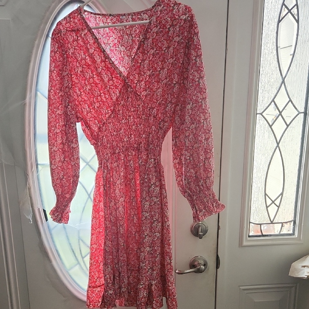 Chic Red Floral Long Sleeve Dress
